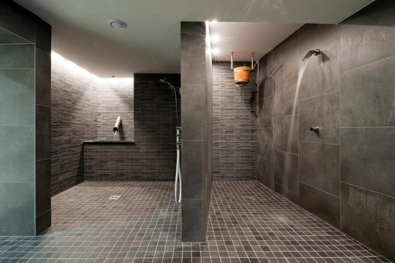 A-Rosa Ifen Hotel Kleinwalsertal Hirschegg  Exteriér fotografie A shower