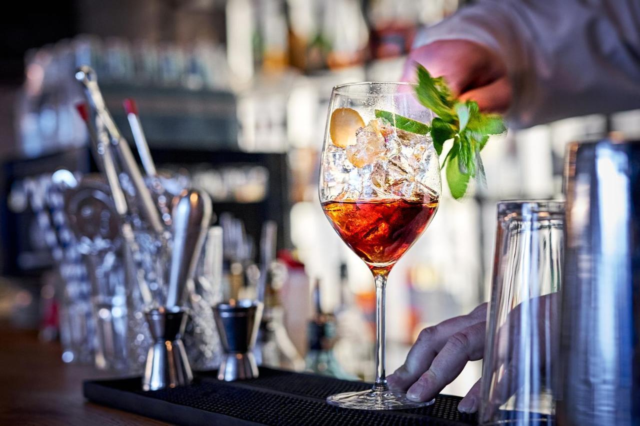 A-Rosa Ifen Hotel Kleinwalsertal Hirschegg  Exteriér fotografie A glass of Negroni