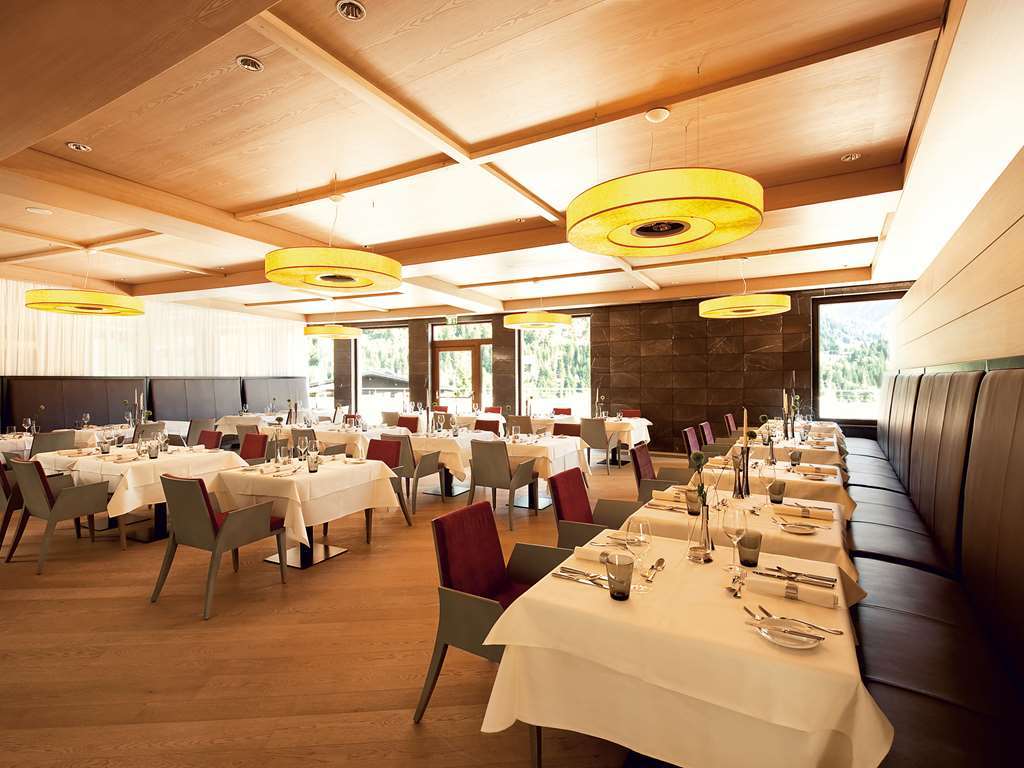 A-Rosa Ifen Hotel Kleinwalsertal Hirschegg  Restaurace fotografie Restaurant "La Table d'Augustin"