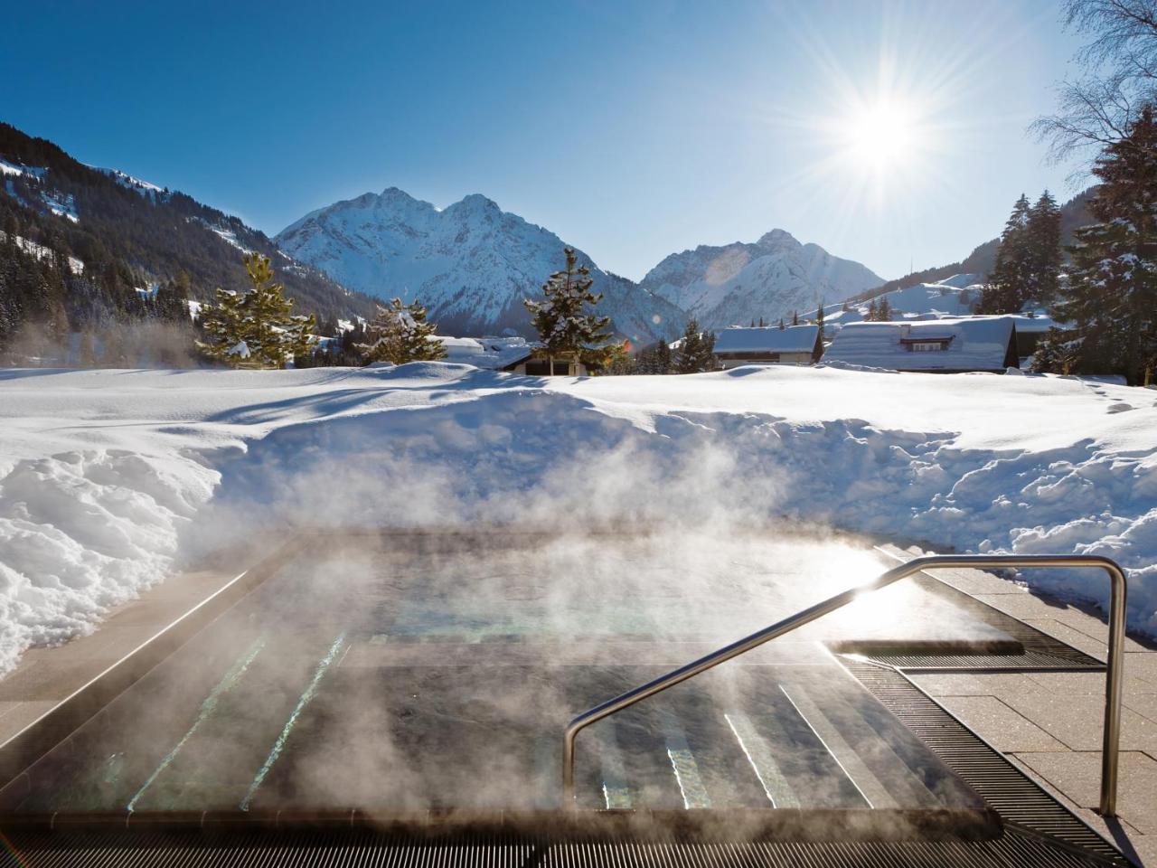 A-Rosa Ifen Hotel Kleinwalsertal Hirschegg  Exteriér fotografie The outdoor area